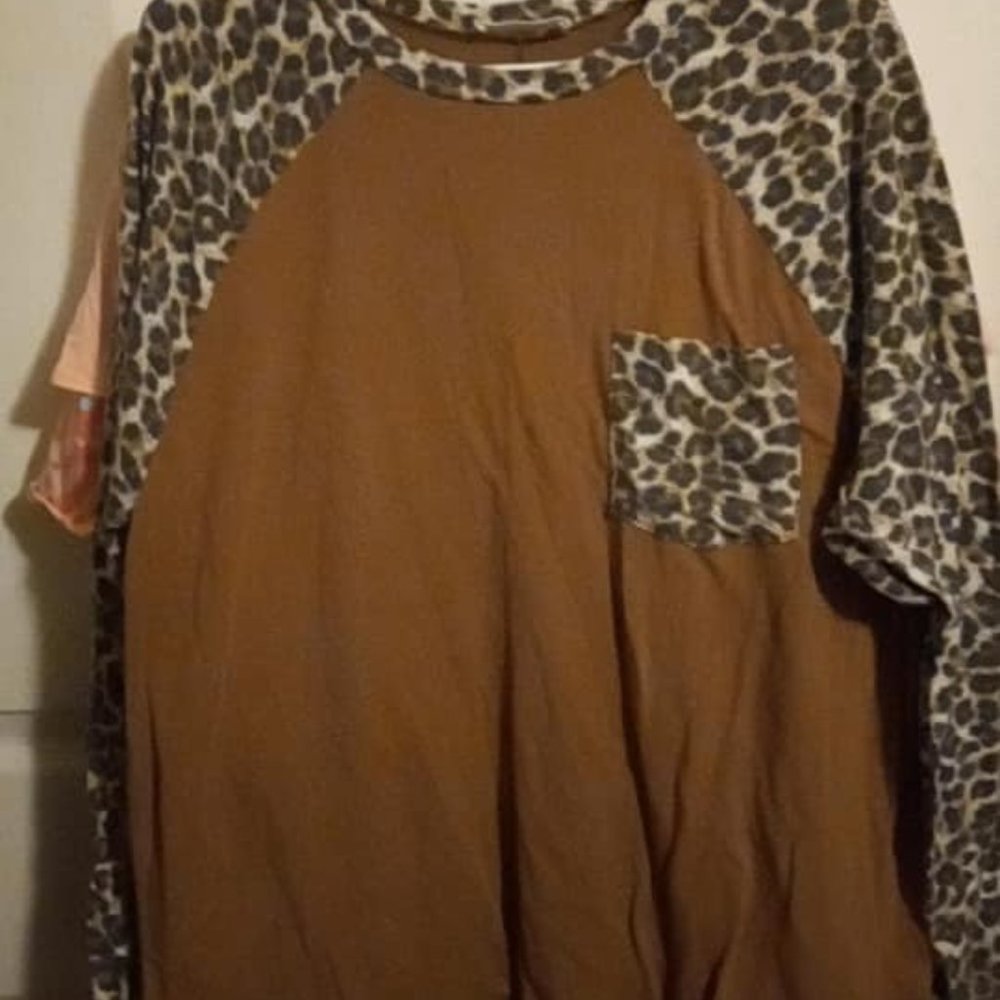 Zenana leopard top